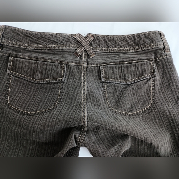 GAP Designer Low Rise Cropped Pinstripes Women's Vintage Brown Jeans (#217) - Picture 6 of 9